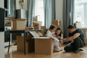 Downsizing in Commack, NY - Hall Lane Movers